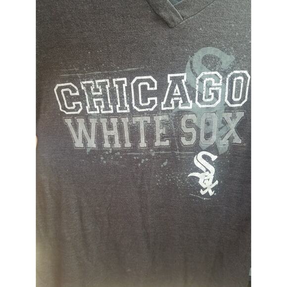MLB Chicago White Sox Women's V Neck Campus Life style T-Shirt Gray Size (L) - Picture 5 of 10